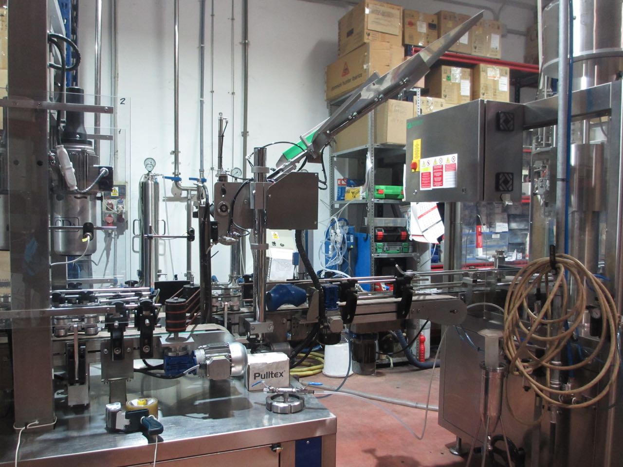 Jumilla Bodegas Silvano García bottling, labeling machines