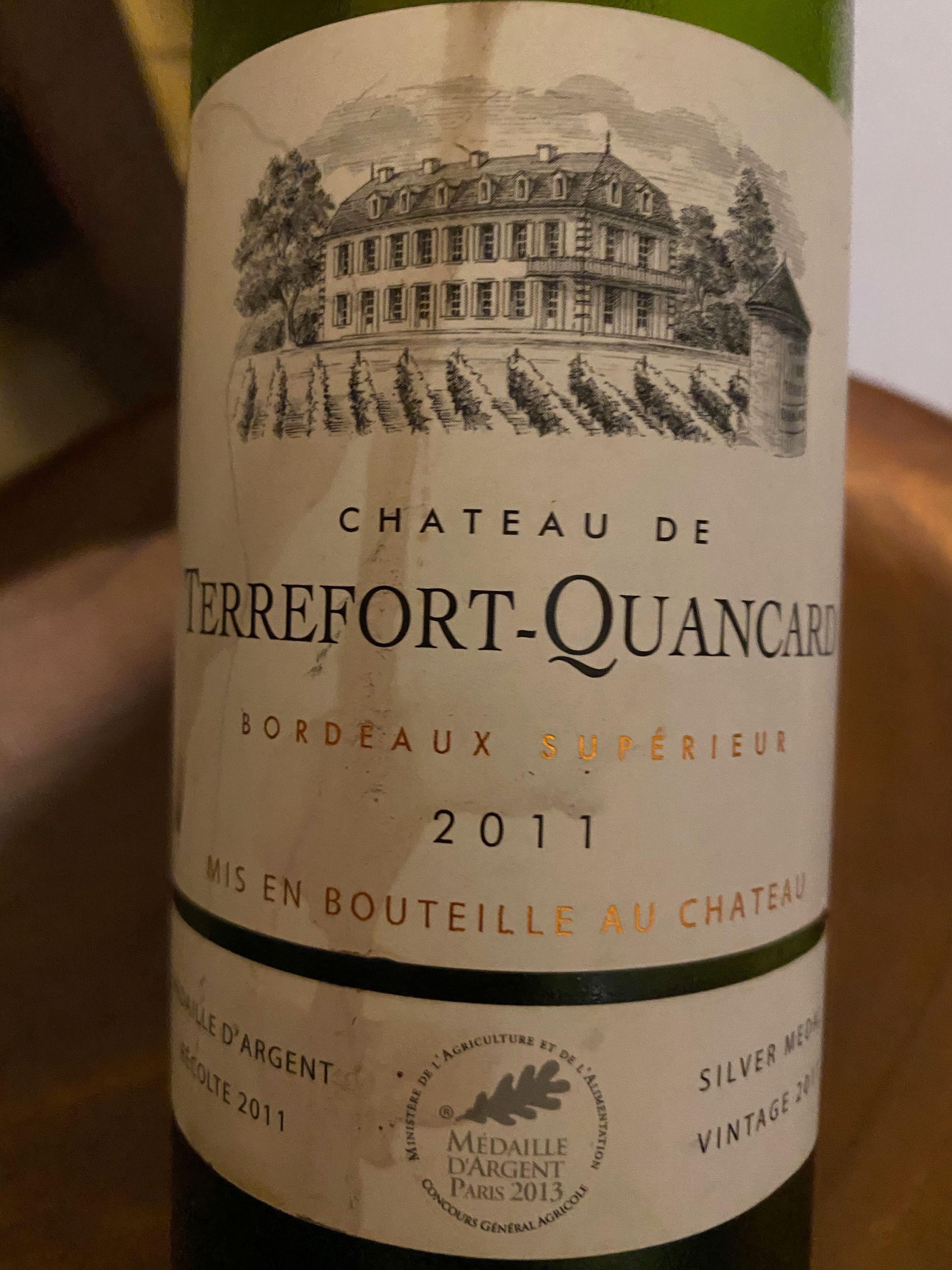 Château De Terrefort-Quancard Bordeaux Superieur 2011 - Cheval Quancard - AOC Bordeaux Superieur - front label